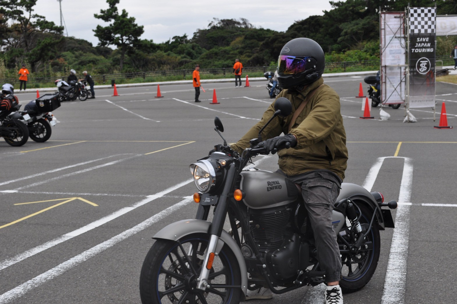 エントリーするライダー