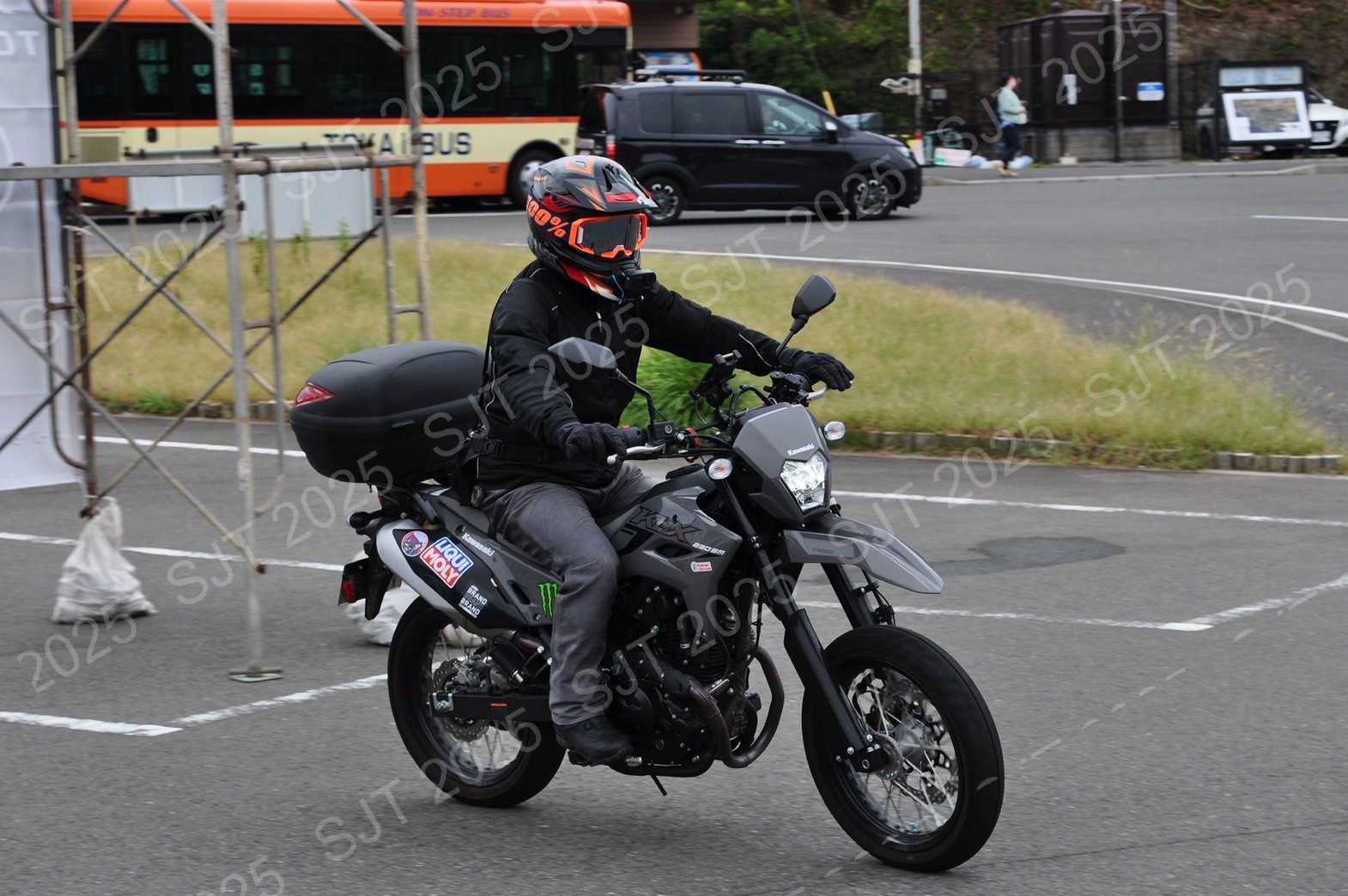 ライダーたちの走行