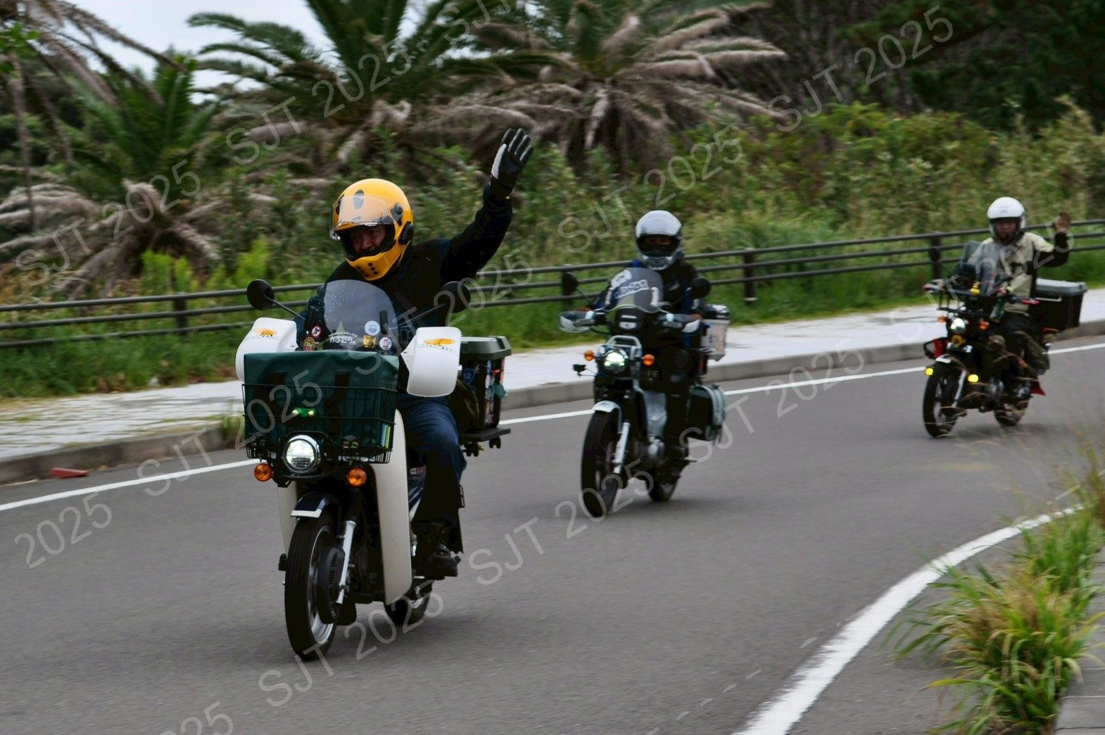 ライダーたちの走行