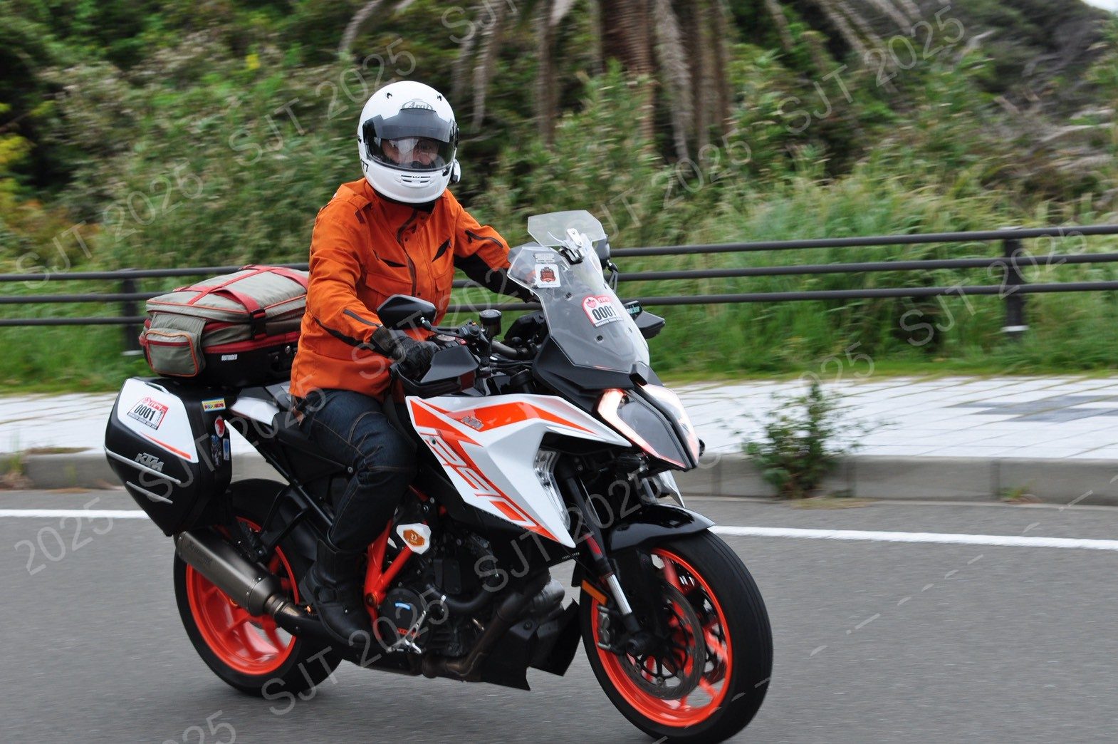 ライダーたちの走行