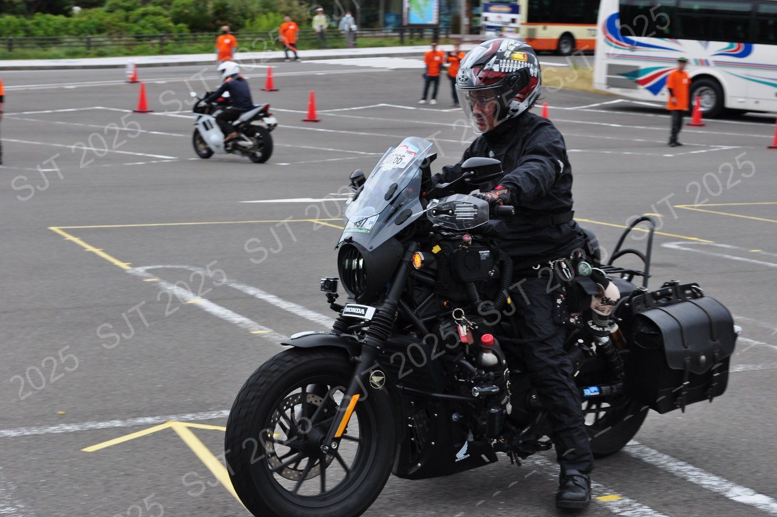 ライダーたちの走行