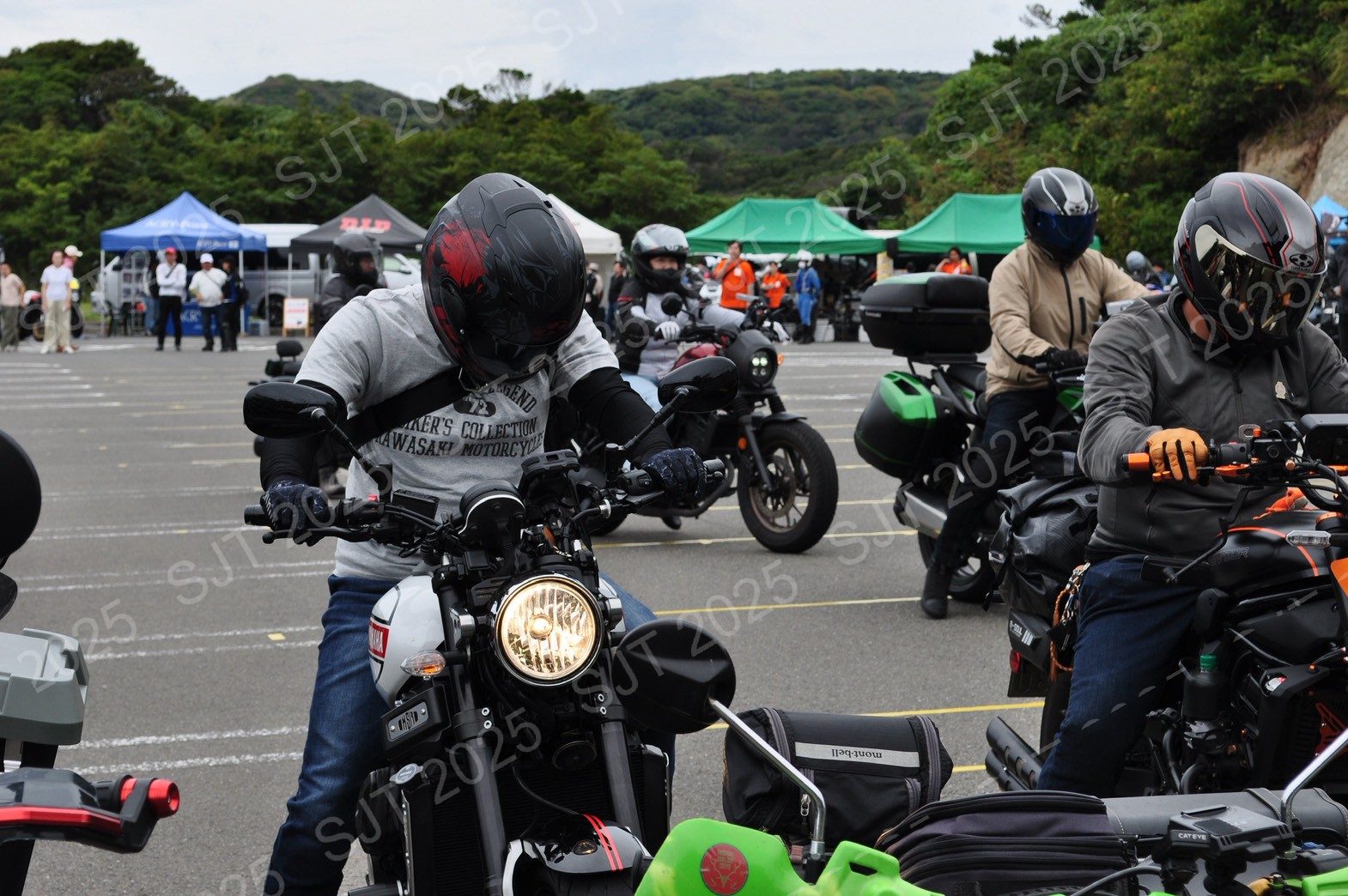 ライダーたちの走行