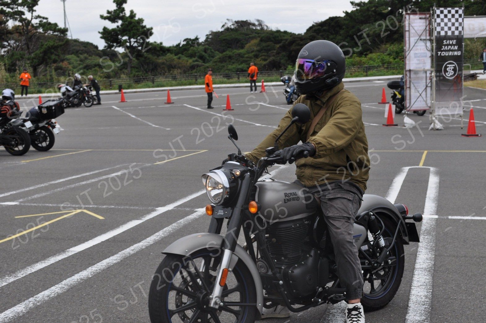 ライダーたちの走行